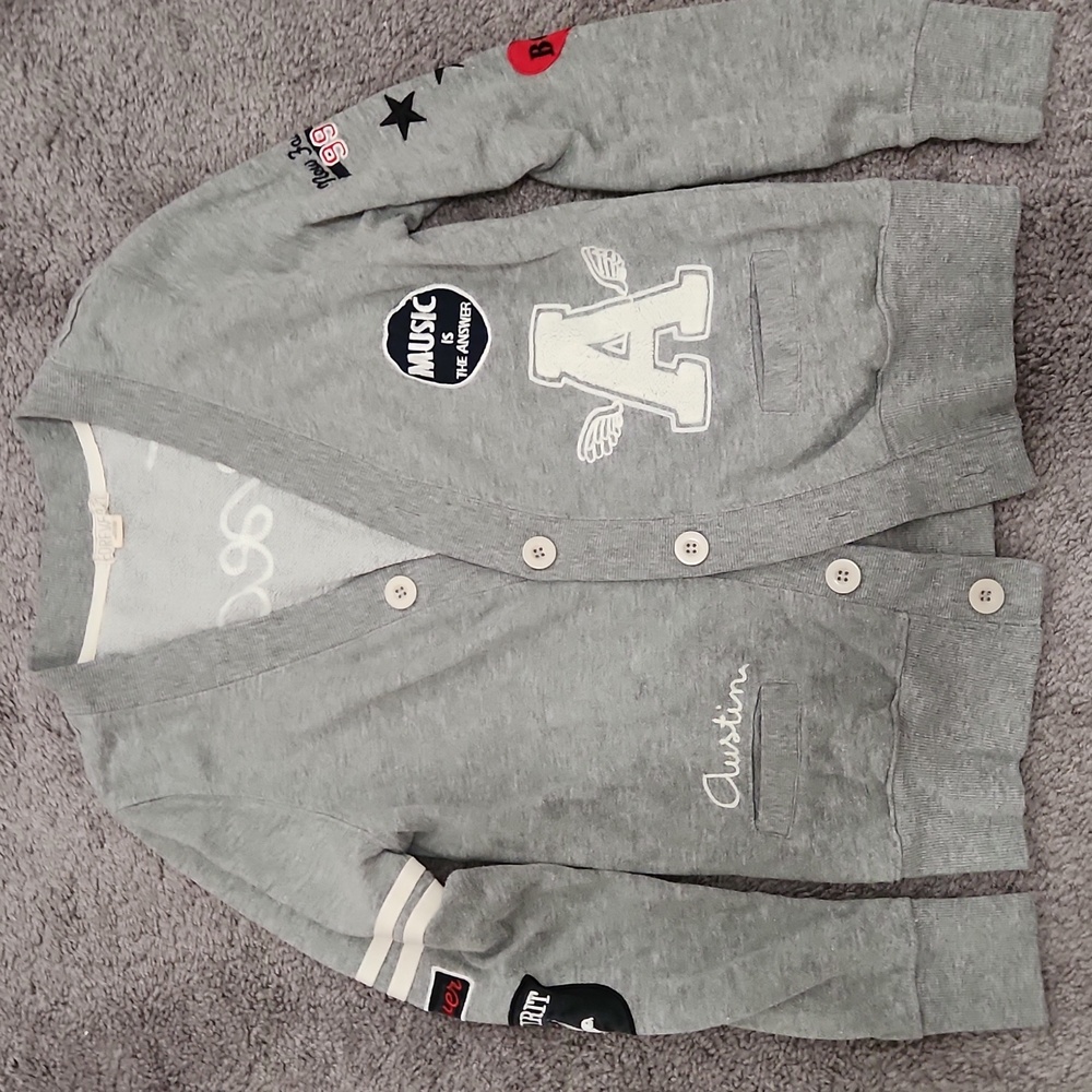 Forever 21 | Grey Varsity Graphic Patch Cardigan Sweater | Size S